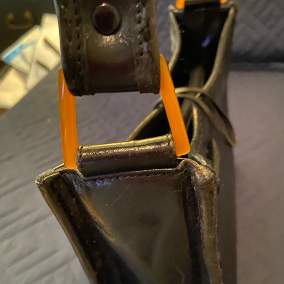 COLE HAAN BLACK LEATHER BAG - Picture 2 of 3